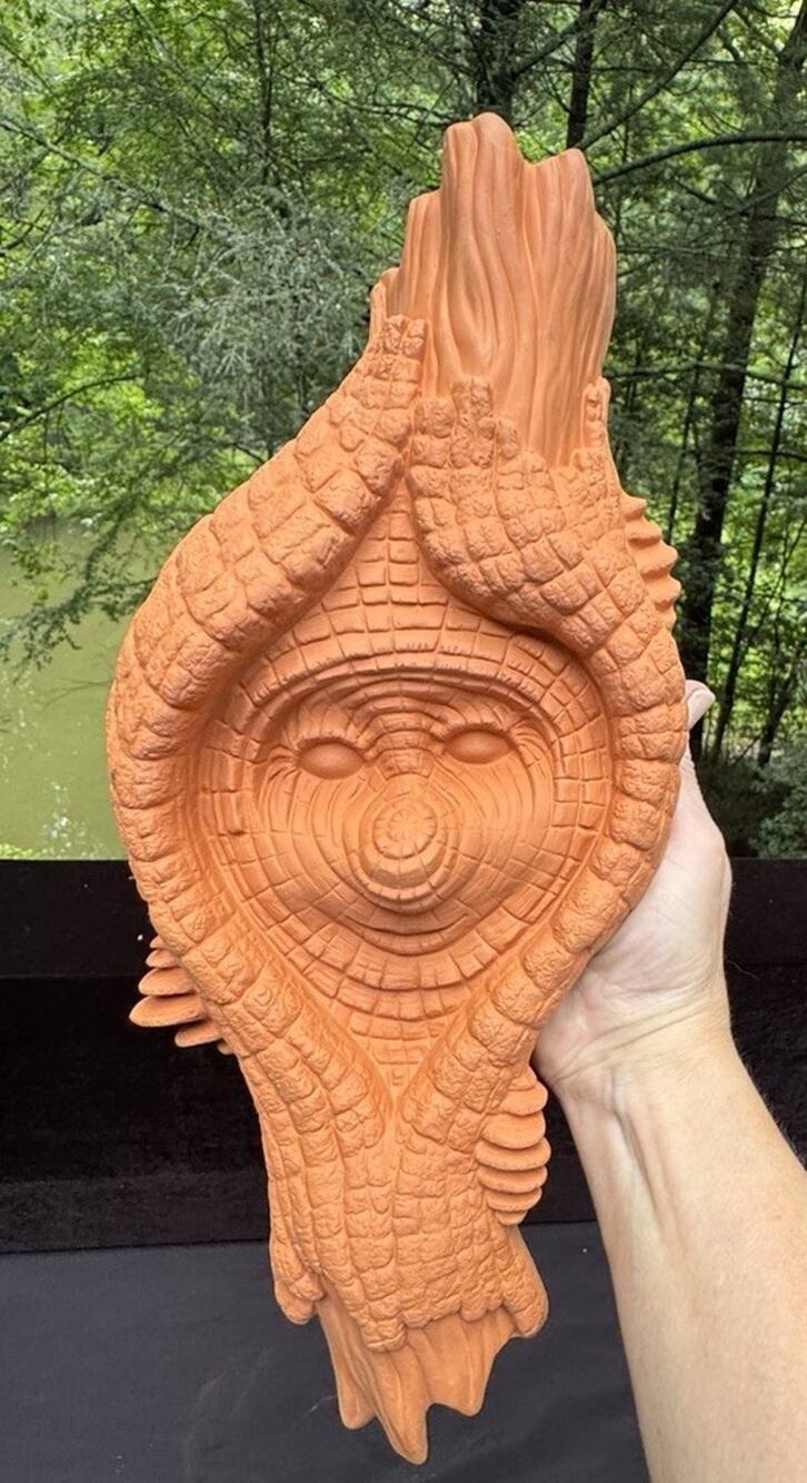New Vtg Pottery Red Wear Scioto Mold Hanging Raccoon Face In Tree Garden Decor